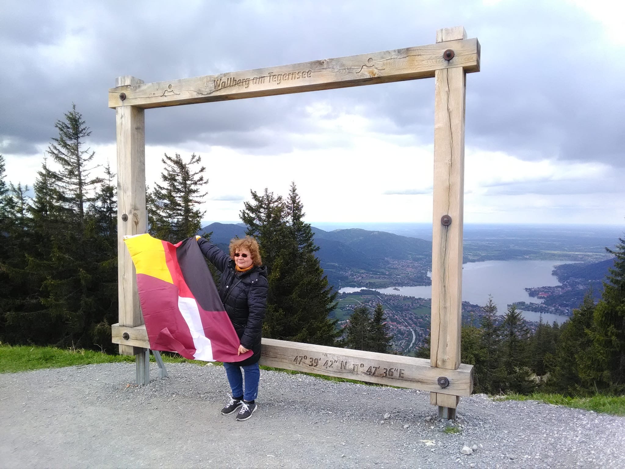 f1390b90-d765-4b5f-9657-480621250e91